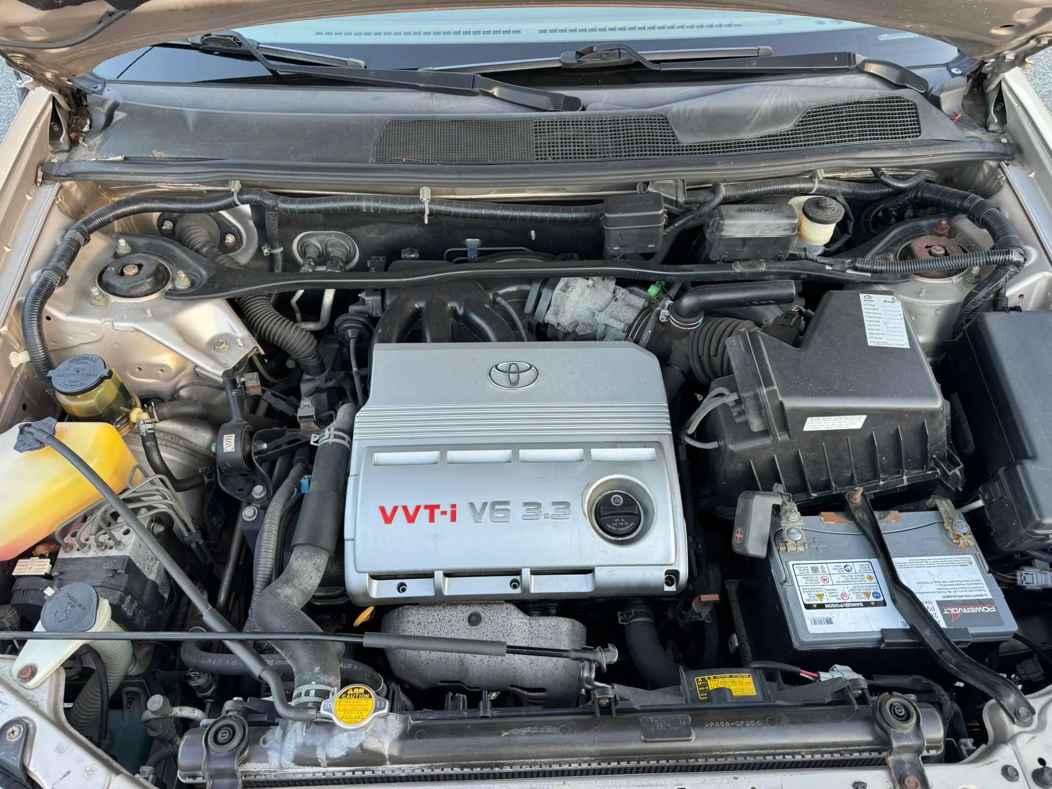 Used 2005 Toyota Highlander 4WD V6 w/ 3rd Row image 20
