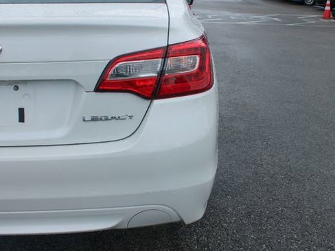 Used 2016 Subaru Legacy 2.5i Premium w/ Moonroof Package AWD/4WD image 43