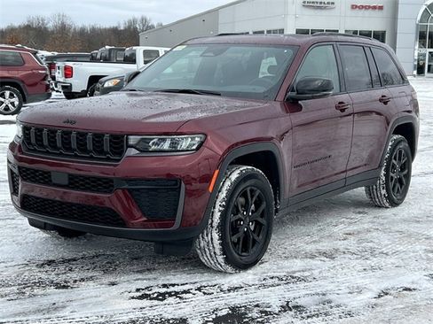 New 2026 Jeep Grand Cherokee Altitude image 41