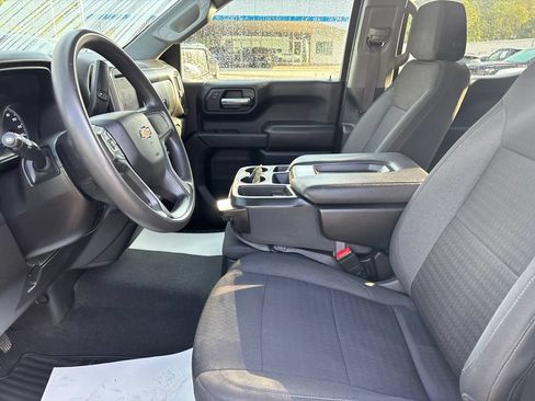 Certified 2024 Chevrolet Silverado 1500 Custom w/ Turbomax Blackout Package AWD/4WD image 9
