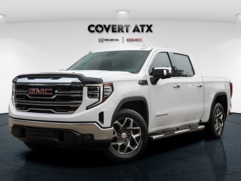 Used 2022 GMC Sierra 1500 SLT w/ SLT Convenience Package AWD/4WD image 2