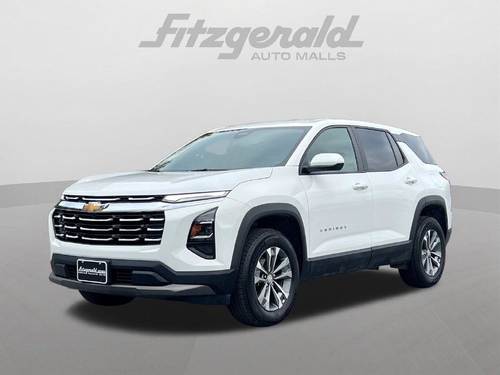 Used 2026 Chevrolet Equinox LT AWD/4WD image 2
