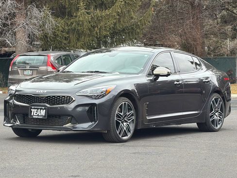 Certified 2023 Kia Stinger GT2 image 8
