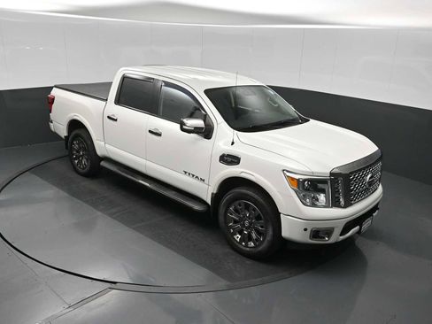 Used 2017 Nissan Titan Platinum Reserve image 14