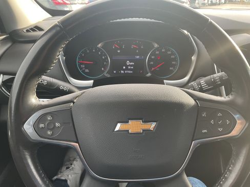 Certified 2020 Chevrolet Traverse LT image 5