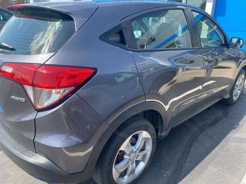 Used 2022 Honda HR-V LX image 3