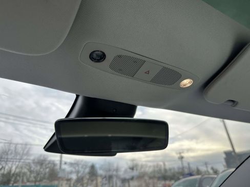 Used 2021 Tesla Model 3 Standard Range Plus image 22