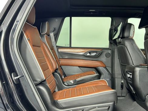 Used 2024 GMC Yukon Denali Ultimate image 14