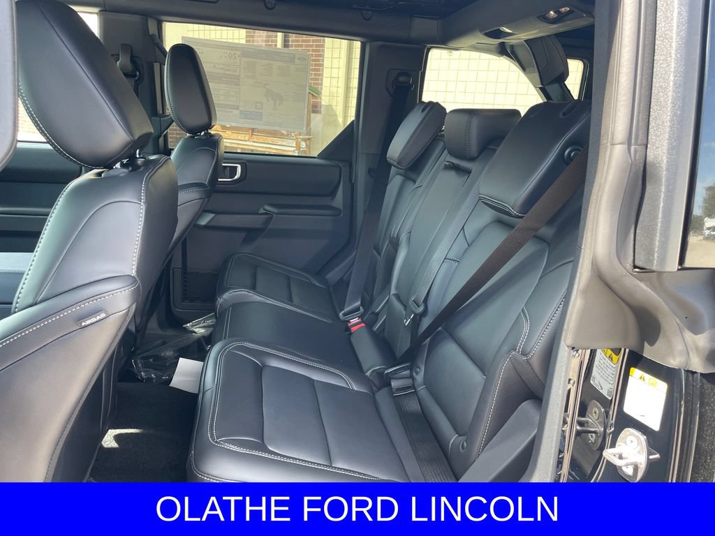 New 2026 Ford Bronco Outer Banks AWD/4WD image 15