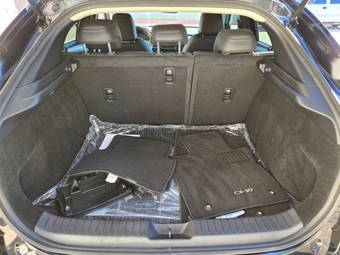 Used 2025 MAZDA CX-30 AWD 2.5 S w/ Select Sport Pkg image 17