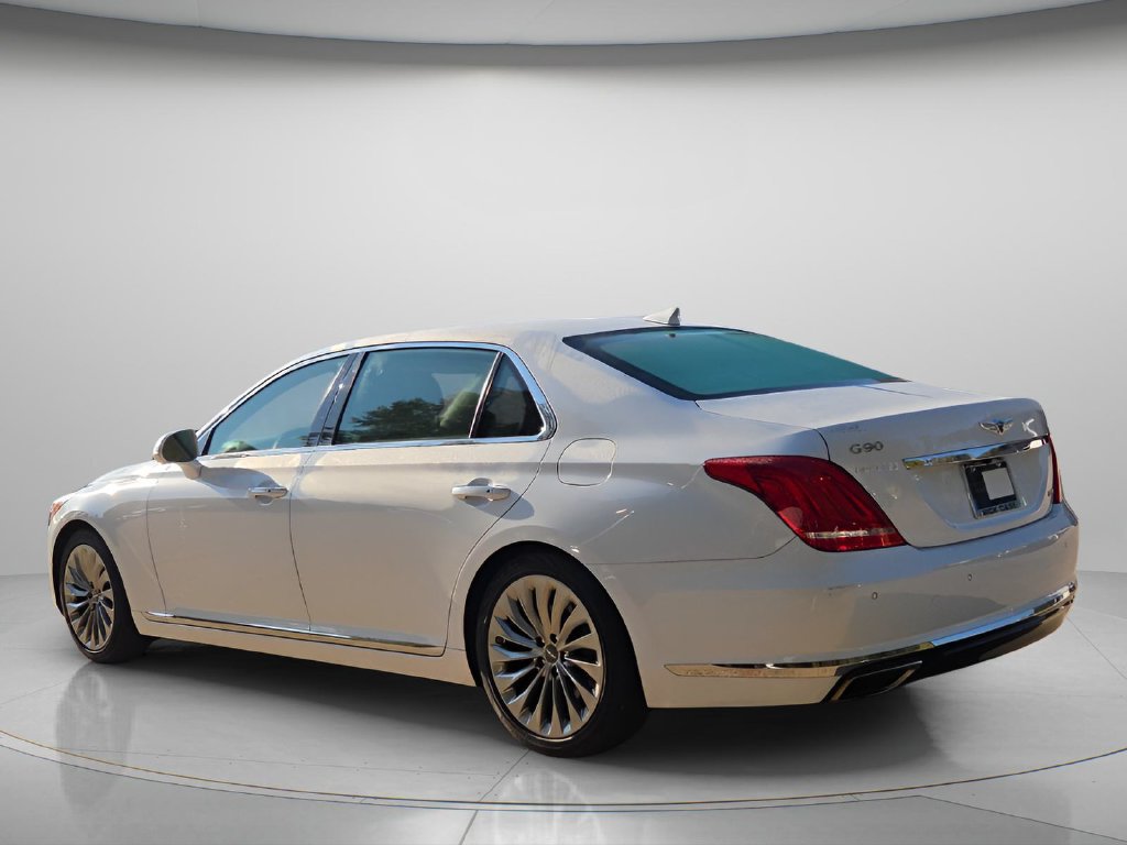 Used 2017 Genesis G90 3.3T Premium RWD image 6