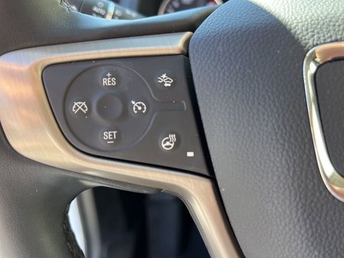 Used 2023 GMC Acadia Denali w/ Denali Ultimate Package image 13