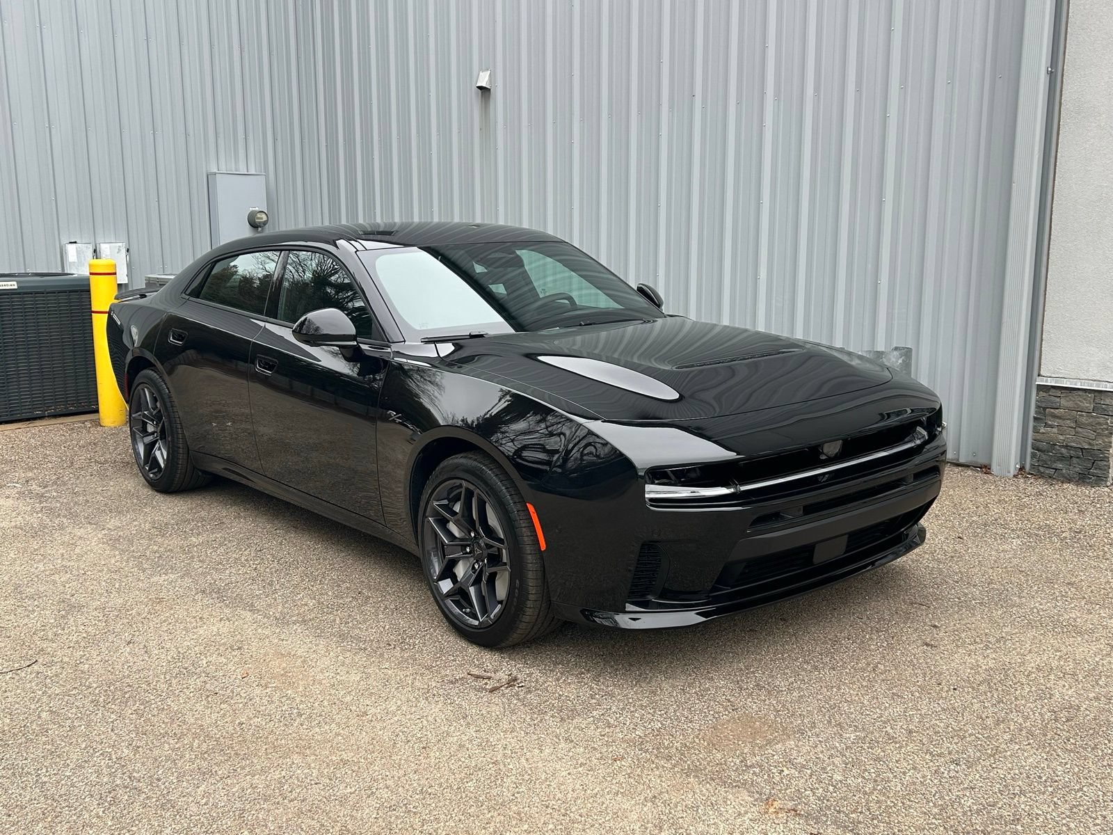 New 2026 Dodge Charger R/T AWD/4WD image 3