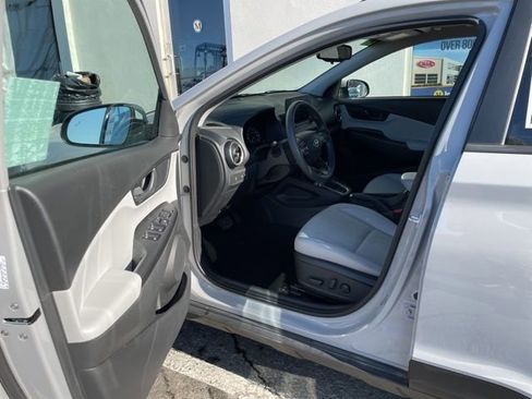 Used 2023 Hyundai Kona SEL w/ Cargo Package image 8