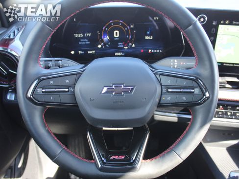 Certified 2025 Chevrolet Equinox RS image 13