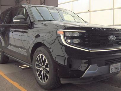 Used 2025 Ford Expedition Platinum