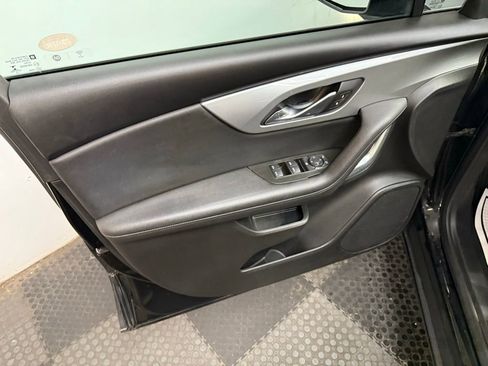 Used 2020 Chevrolet Blazer LT image 21