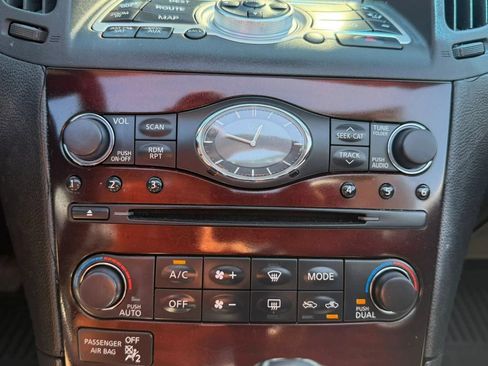Used 2011 INFINITI G37 Sport RWD image 25