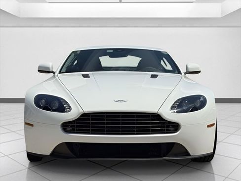 Used 2016 Aston Martin V8 Vantage GT image 9