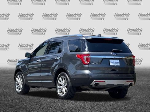 Used 2017 Ford Explorer Limited w/ Equipment Group 301A AWD/4WD image 7