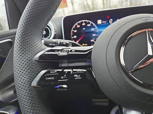 New 2026 Mercedes-Benz GLC 300 4MATIC image 17