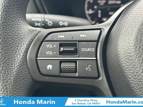 Certified 2025 Honda CR-V EX image 30