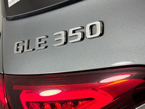 Used 2022 Mercedes-Benz GLE 350 image 8