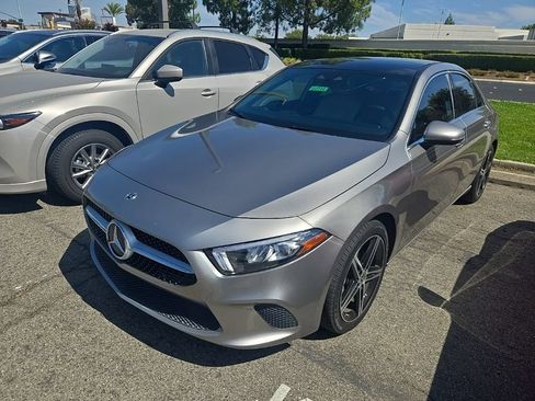 Used 2019 Mercedes-Benz A 220 image 1