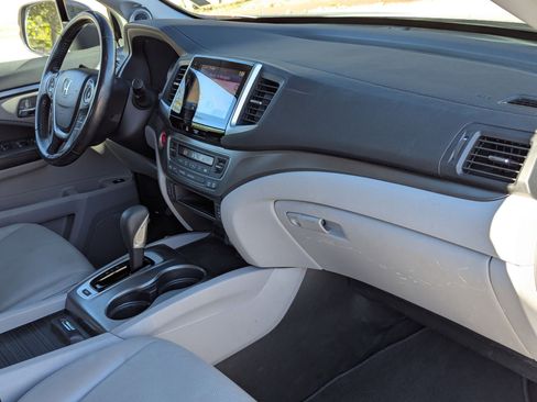 Used 2019 Honda Ridgeline RTL-T image 29