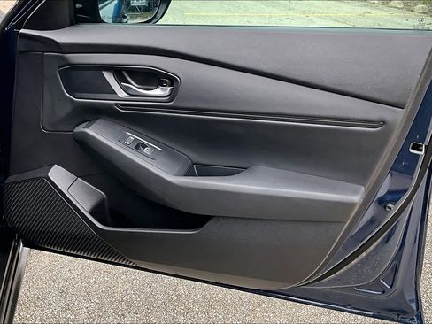 Used 2025 Honda Accord SE image 23