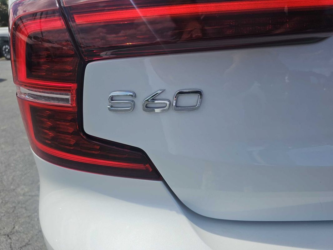 Used 2020 Volvo S60 T5 Inscription FWD image 19