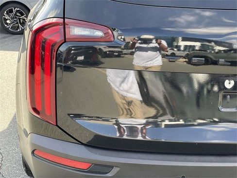 Used 2022 Kia Telluride SX w/ SX Prestige Package image 14