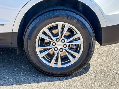 Certified 2023 Cadillac XT5 Premium Luxury AWD/4WD image 11