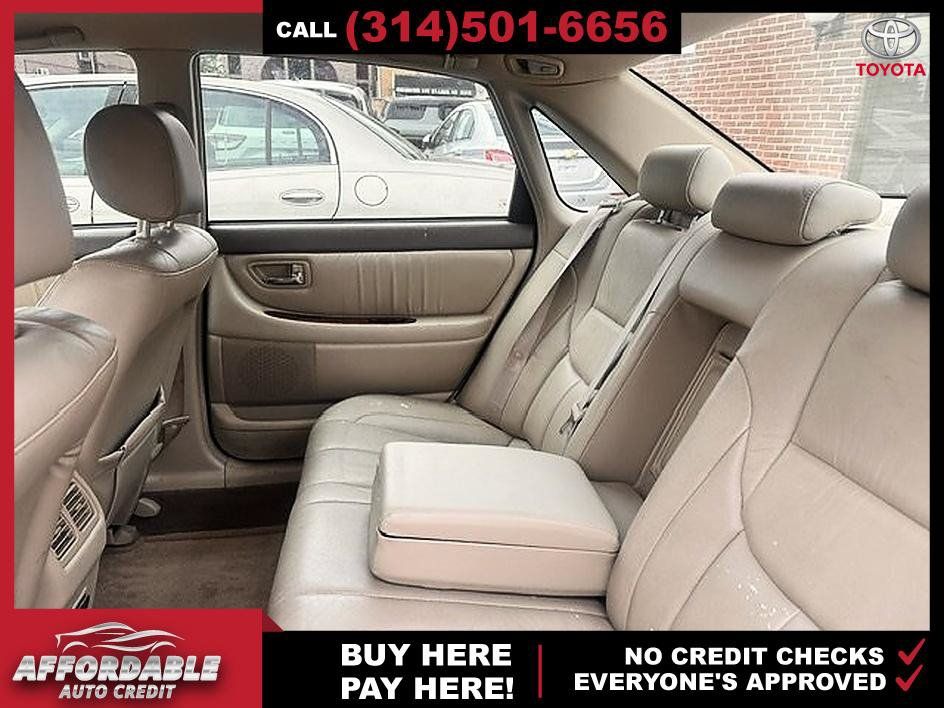 Used 2002 Toyota Avalon XLS FWD image 10