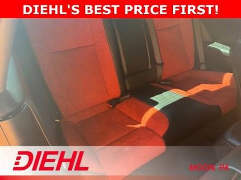 Used 2022 Dodge Challenger R/T Scat Pack RWD image 7