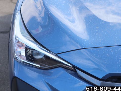 Used 2024 Subaru Crosstrek 2.0i Premium image 9