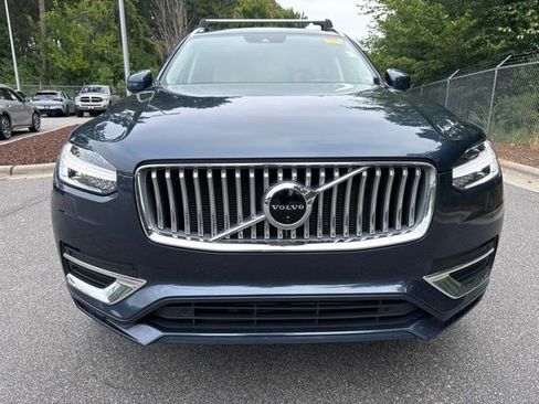 Used 2022 Volvo XC90 T6 Inscription w/ Advanced Package AWD/4WD image 2