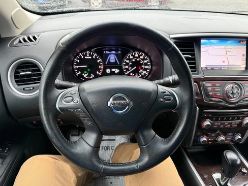 Used 2014 Nissan Pathfinder Platinum AWD/4WD image 24