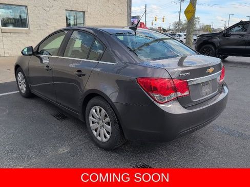 Used 2011 Chevrolet Cruze LT image 3