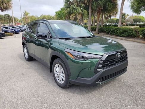 New 2026 Toyota Corolla Cross LE FWD image 2