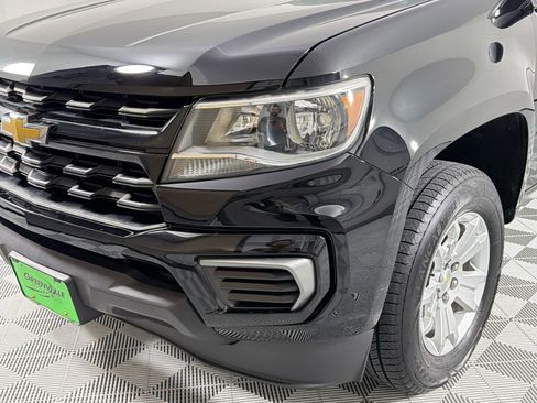 Used 2022 Chevrolet Colorado LT w/ Fleet Safety Package image 11