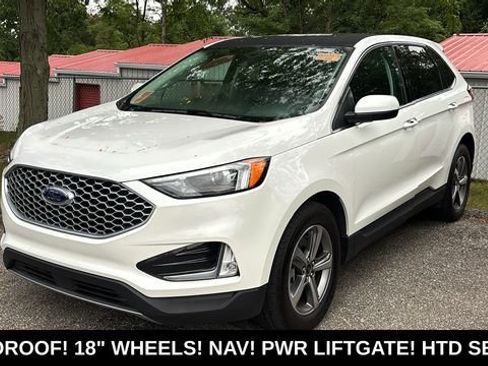 Used 2023 Ford Edge SEL w/ Convenience Package AWD/4WD image 3