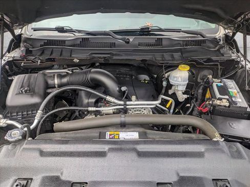 Used 2018 RAM 1500 Express image 19