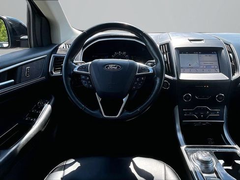 Used 2019 Ford Edge SEL w/ Equipment Group 201A AWD/4WD image 6