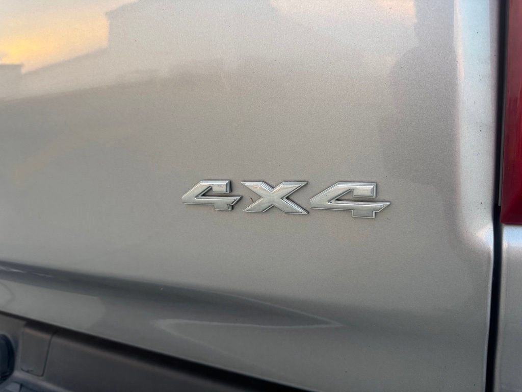 Used 2019 RAM 1500 Big Horn RWD image 10