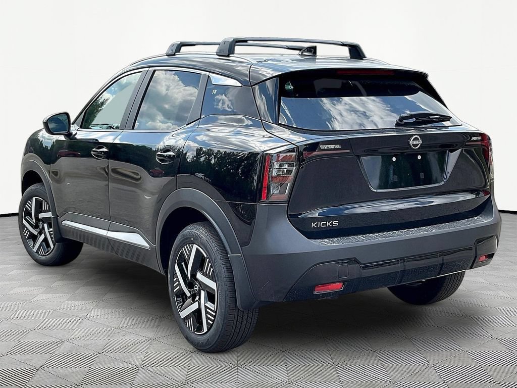 New 2027 Nissan Kicks SV FWD image 3