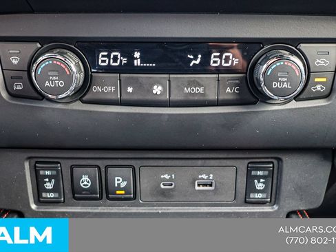 Used 2023 Nissan Frontier PRO-4X w/ Pro Convenience Package AWD/4WD image 32