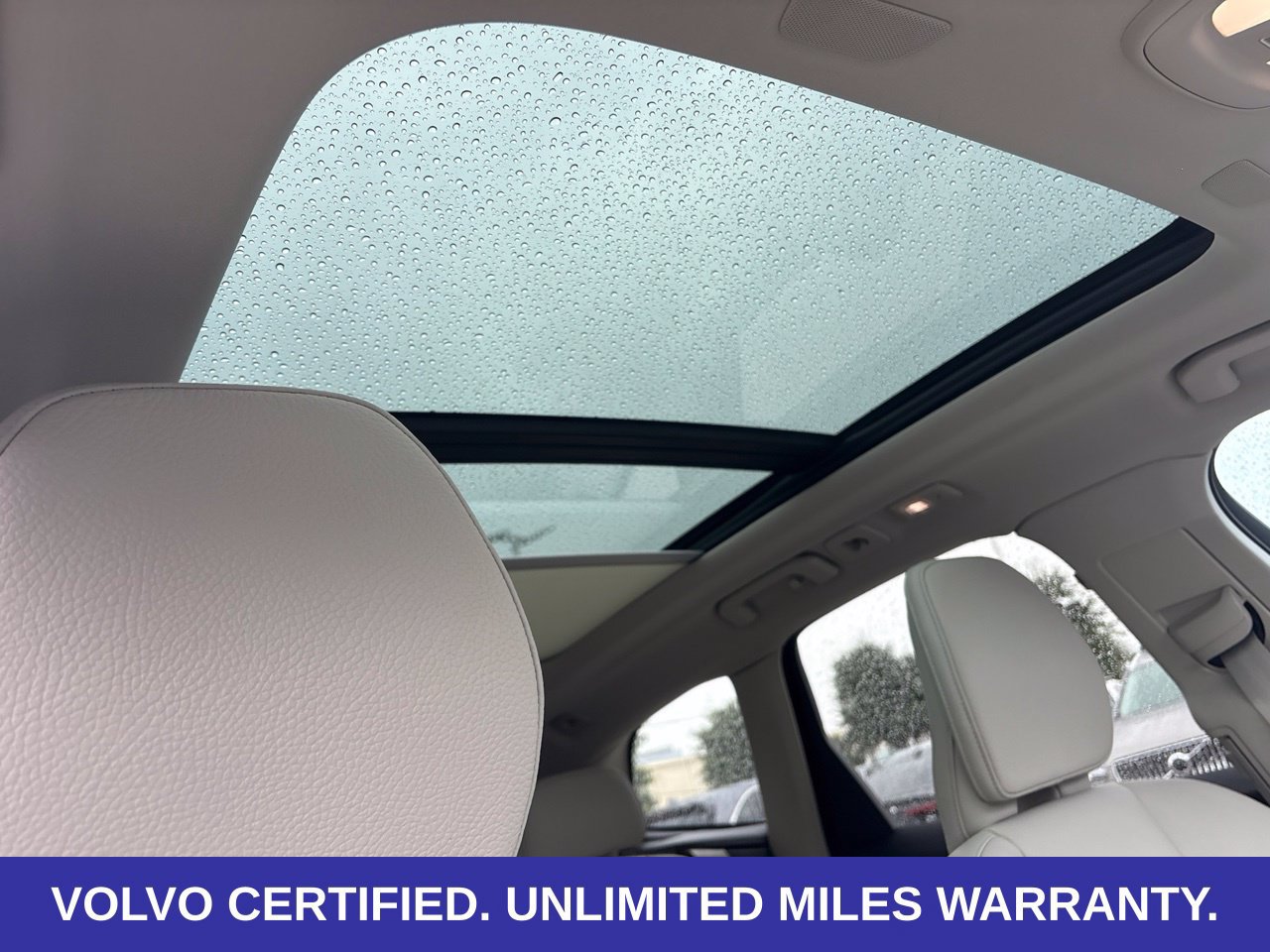 Certified 2024 Volvo XC60 B5 Plus w/ Protection Package Premier AWD/4WD image 15