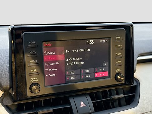 Used 2019 Toyota RAV4 XLE image 31