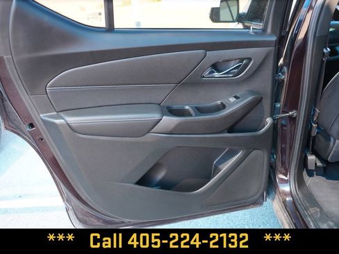 Used 2023 Chevrolet Traverse Premier AWD/4WD image 28